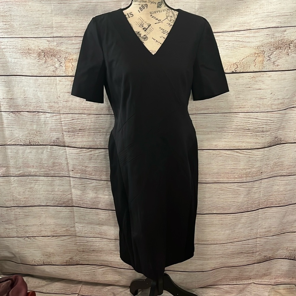Lafayette 148 NY Black Cocktail Dress Short Sleeves LBD V-neck Size 10